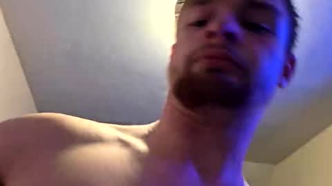 Snapshot of lildurke65 chatting on December 22, 2025, 1:46 am lildurke65 online show from December 22, 2025, 1:46 am