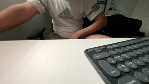 Lile online show from May 15, 2026, 2:02 pm