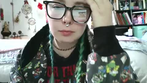 Snapshot of lilemmy1999 chatting on December 12, 2024, 5:59 pm emily ryanson online show from December 12, 2024, 5:59 pm