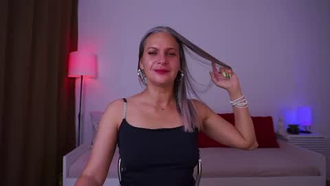 Snapshot of lilhearta chatting on June 18, 2026, 8:24 pm Andreea online show from June 18, 2026, 8:24 pm