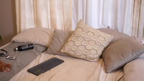 Snapshot of lili_cox chatting on March 6, 2026, 12:56 pm Lili online show from March 6, 2026, 12:56 pm
