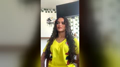 Snapshot of lili_evanss chatting on June 27, 2026, 6:02 pm lili_evanss online show from June 27, 2026, 6:02 pm