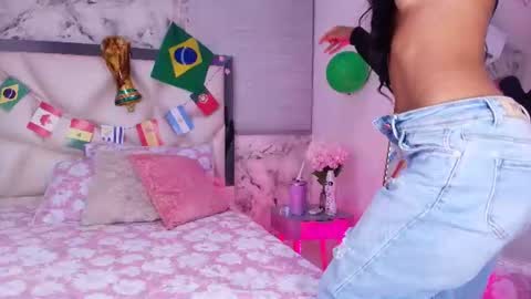 Lily online show from June 20, 2026, 11:57 am