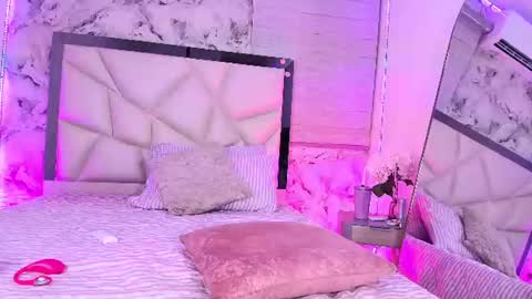 Lily online show from July 14, 2026, 12:00 pm
