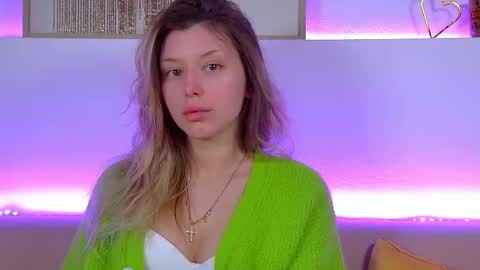 Mia online show from February 10, 2025, 6:31 am