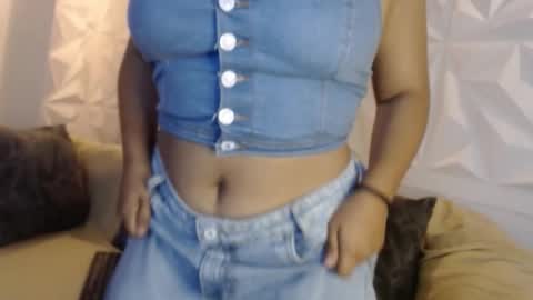 Snapshot of liliana_pink chatting on November 13, 2025, 11:31 am liliana online show from November 13, 2025, 11:31 am