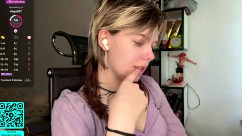 Lilian online show from May 9, 2026, 7:24 am