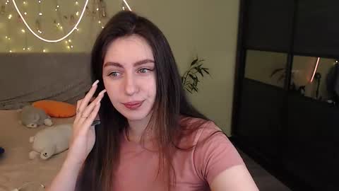 Snapshot of liliatlu chatting on November 25, 2025, 12:54 am Lilu online show from November 25, 2025, 12:54 am