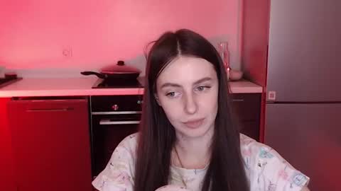 Lilu online show from July 26, 2026, 3:41 pm