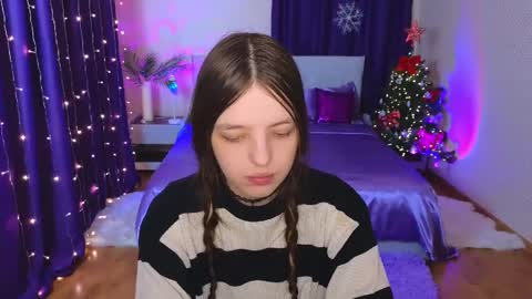 Lili Bakery online show from December 21, 2024, 3:25 am