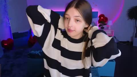 Lili Bakery online show from February 14, 2025, 3:00 am