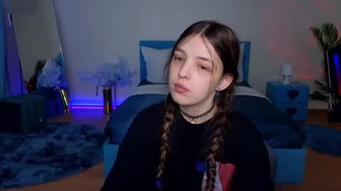 Lili Bakery online show from March 6, 2026, 9:50 am