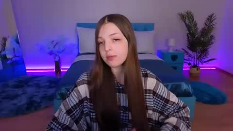 Lili Bakery online show from May 19, 2026, 1:22 am