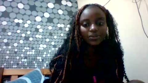 liligal online show from June 10, 2026, 4:45 am