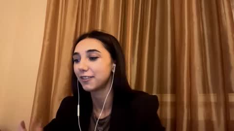 Lina online show from September 22, 2025, 10:12 pm