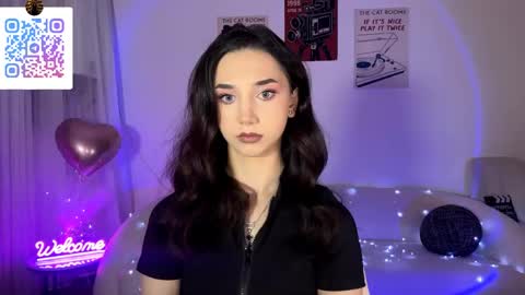 Lina online show from June 7, 2026, 10:13 pm