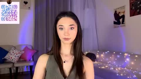 Lina online show from June 24, 2026, 10:20 pm