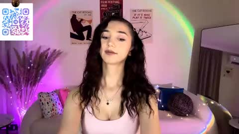 Lina online show from July 13, 2026, 10:23 pm