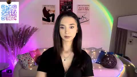 Lina online show from July 17, 2026, 10:14 pm