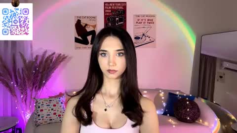 Lina online show from July 21, 2026, 10:45 pm