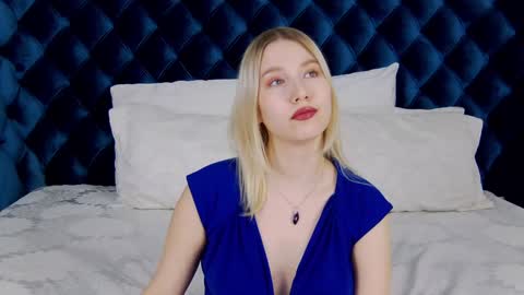 Snapshot of lililinn chatting on January 18, 2025, 8:10 am LiliLinn online show from January 18, 2025, 8:10 am