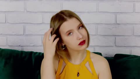 Snapshot of lililinn chatting on January 25, 2025, 4:34 am LiliLinn online show from January 25, 2025, 4:34 am