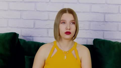 Snapshot of lililinn chatting on February 3, 2025, 5:07 am LiliLinn online show from February 3, 2025, 5:07 am