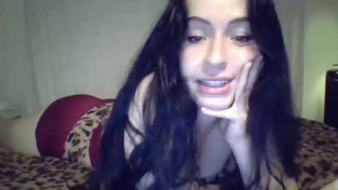 lililuvsy0u online show from May 27, 2026, 3:47 am
