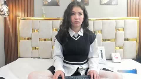 lilimini online show from May 30, 2026, 8:39 pm
