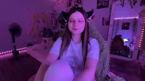 lilimip online show from July 28, 2026, 8:52 pm