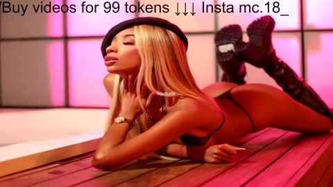 Snapshot of lilipinkette chatting on December 21, 2024, 5:58 am Lili online show from December 21, 2024, 5:58 am