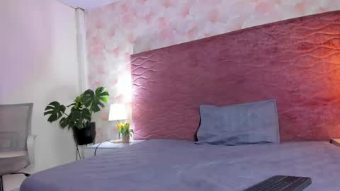 lilit online show from April 16, 2026, 11:55 am