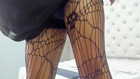 Snapshot of lilith1505 chatting on February 25, 2026, 2:59 pm lilith1505 online show from February 25, 2026, 2:59 pm