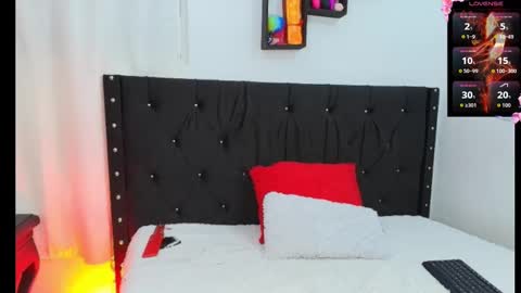 Snapshot of lilith_2025 chatting on October 1, 2025, 9:26 am Lilith online show from October 1, 2025, 9:26 am