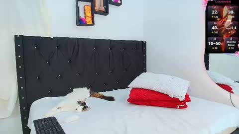 Snapshot of lilith_2025 chatting on November 18, 2025, 3:01 am Lilith online show from November 18, 2025, 3:01 am