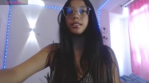 Snapshot of lilith__25 chatting on December 2, 2025, 6:14 pm Lilith online show from December 2, 2025, 6:14 pm