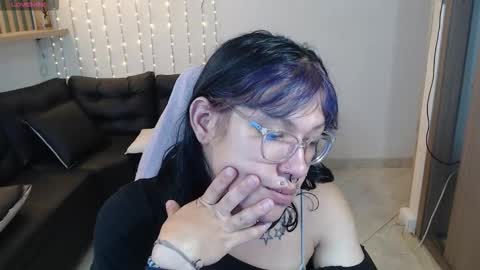 lilith  online show from March 6, 2026, 11:39 am