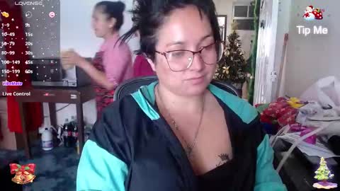 Snapshot of lilith_camp chatting on December 13, 2024, 5:21 pm Laura lopez online show from December 13, 2024, 5:21 pm