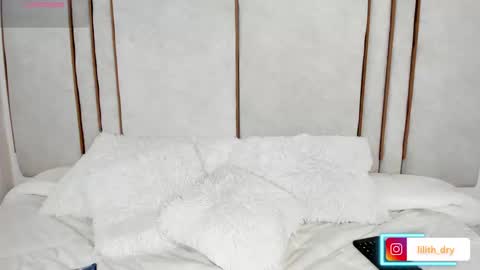 lilith_dry online show from September 23, 2025, 4:21 pm