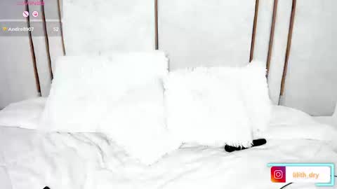 lilith_dry online show from September 24, 2025, 1:58 pm