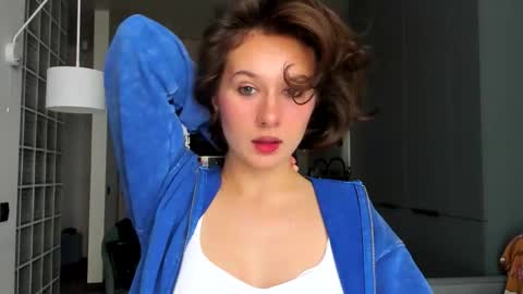 lilith online show from September 30, 2025, 1:16 pm