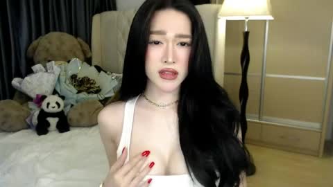 QUEEN LILITH BORBON online show from April 18, 2026, 8:09 pm