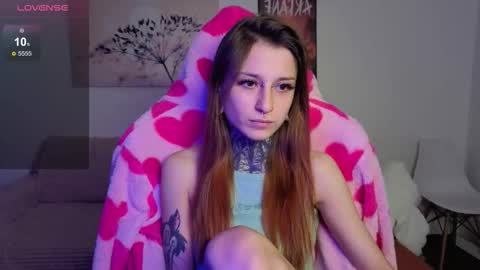 lilith_poison online show from September 27, 2025, 5:51 pm