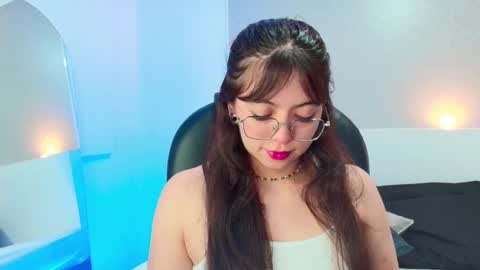 Lilith  online show from September 27, 2025, 2:00 pm