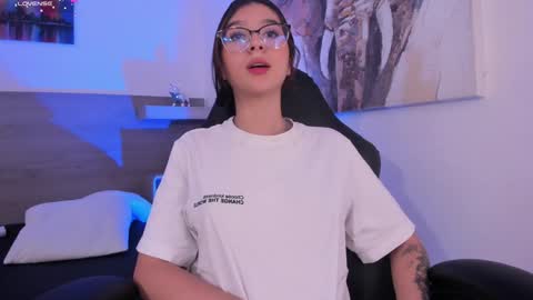 lilith_sage_ online show from January 31, 2025, 6:14 pm