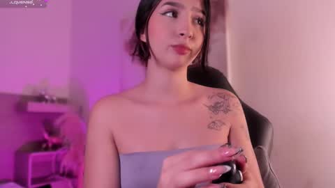 lilith_sage_ online show from February 25, 2025, 11:41 am