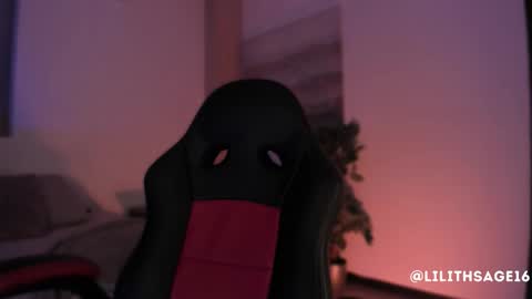 lilith_sage_ online show from October 17, 2025, 11:46 am