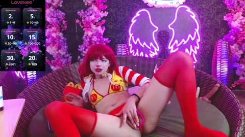 LILITH 200 LIKES   Thursday Clown Costume M online show from January 24, 2025, 4:37 am