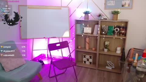 LILITH 200 LIKES   Thursday Clown Costume M online show from January 25, 2025, 4:13 am