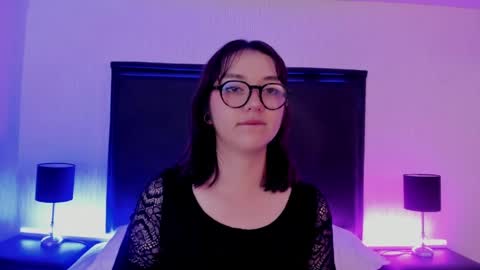 Snapshot of lilithbluum chatting on April 16, 2026, 11:22 am LilithBluum online show from April 16, 2026, 11:22 am